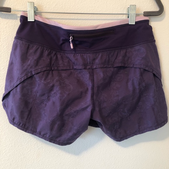 Lululemon Speed Short Rare Concord Grape Jacquard Embroidered Floral Print - Picture 2 of 7